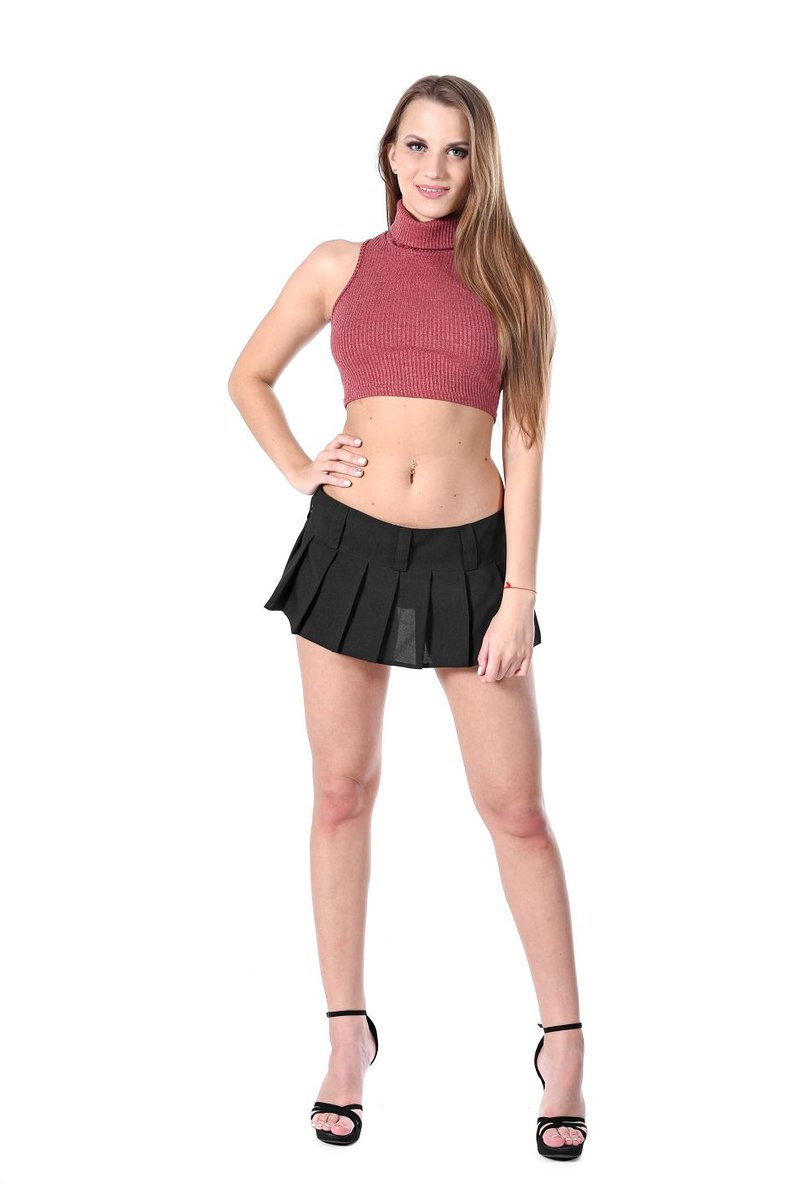 Алена, 23 года, 5 размер груди